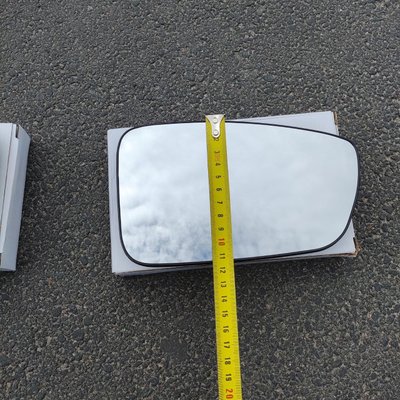 Вкладиш дзеркала (скло, дзеркальний елемент) правий Hyundai Sonata YF (Хюндай Соната YF) 2009 - 2014 SNTR1 фото