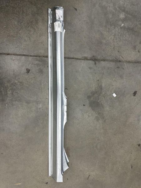 Порог левый Volvo S40 / V40 (Вольво С40) 1995-2003 904041 / 9008 011 фото