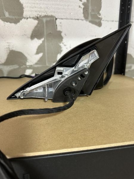 Дзеркало в зборі праве Mercedes W206 C-Klasse 9 PIN + 8 PIN (Мерседес W206) 50D3524E фото