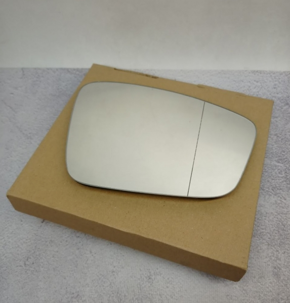 Вкладыш зеркала асферический (зеркальный элемент) правого VW Jetta 6 USA ( Фольксваген Джета 6 Америка) 6102-02-4301392P фото