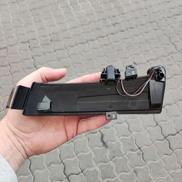 Покажчик повороту (поворот) в лівому дзеркалі Mercedes W212 (Мерседес Е-клас) 2009-2016 50d1197e_212 фото