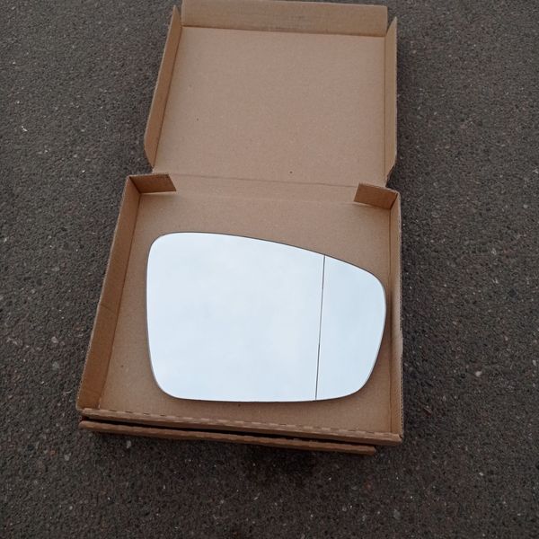 Вкладыш зеркала асферический (зеркальный элемент) правого VW Jetta 6 USA ( Фольксваген Джета 6 Америка) 6102-02-4301392P фото