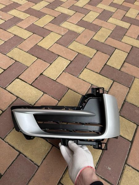 Решітка в бампері ліва тип G BMW X5 F15 (БМВ Х5 Ф15) 2013-2019 51117336509 51117336509 фото