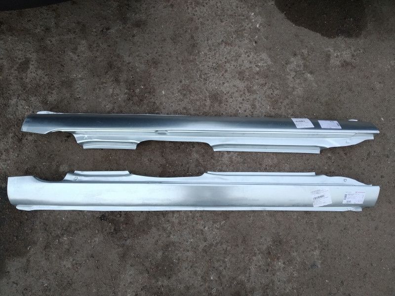 Поріг правий Skoda Octavia A5 (Шкода Октавія А5) 2005-2013 7521012 фото