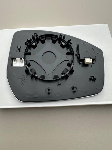 Range Rover Velar (L560) 2017-2026 blind spot вкладыш зеркала левого (зеркальный элемент) LR051355 MV1353BSLH_RV фото