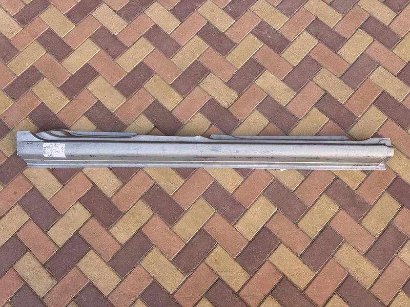 Поріг правий Nissan Almera Classik (B10) (Ніссан Альмера Класік) 2006-2014 1632012 фото