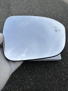 Nissan Rogue T33 (Ніссан Рог Т33) 2021-2025 (side assist) вкладиш дзеркала правого (дзеркальний елемент) MV1496BSRH_NR фото