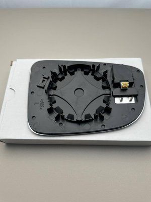Mazda 3 BM (Мазда 3) 2013-2018 (Мексика) blind spot вкладиш дзеркала (скло, дзеркальний елемент) лівий BJT7691G7 DC1386BSLH фото