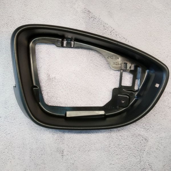 Рамка зеркала правого VW Jetta 6 (Фольксваген Джетта 6) 3C8857602A9B9 3C8857602A9B9 фото