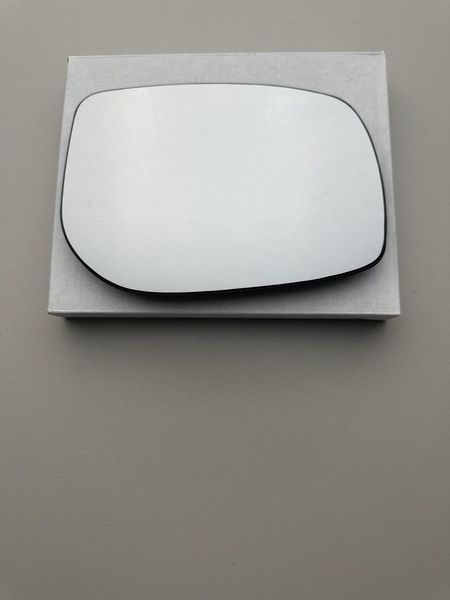 Toyota Yaris (Тойота Яріс) 2006-2011 (тип 2) скло дзеркала (вкладиш, дзеркальний елемент) правий з підігрівом 879080D260 879080D260 фото