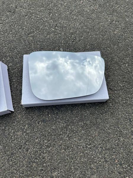 BMW 4 G22, G23, G26, G22 вкладиш (скло, дзеркальний елемент) правого дзеркала 20E1555M фото