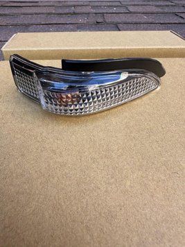81730-52100 Toyota Verso AR20 (Тойота Версо) 2013-2018 (встроенный патрон) правый указатель поворота в зеркало 81C3205E_TVe фото