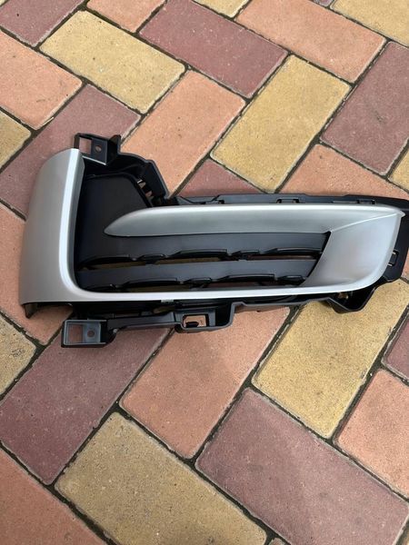 Решітка в бампері права тип G BMW X5 F15 (БМВ Х5 Ф15) 2013-2019 51117336510 51117336510 фото
